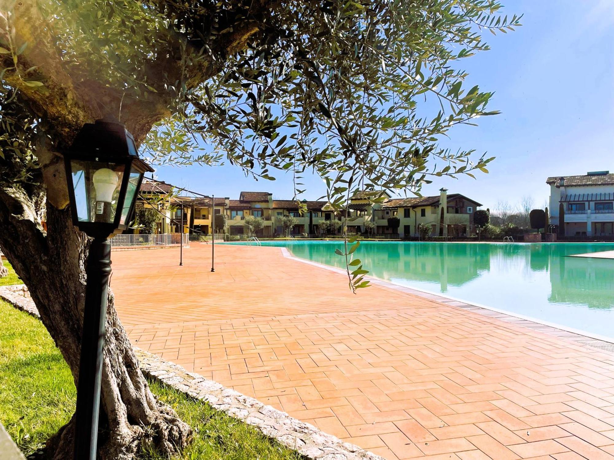 Garda Village 11
